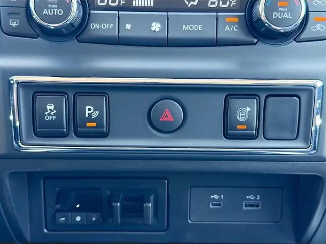 2024 Nissan Titan XD Crew Cab SV 4x4