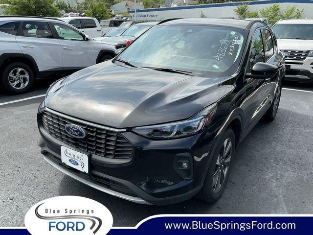 2025 Ford Escape Platinum for sale in Blue Springs, MO