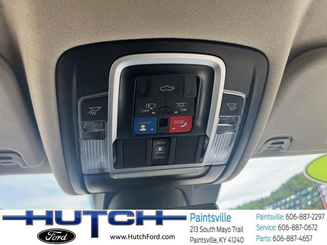 2023 Ram 1500 Limited Crew Cab 4x4 5'7" Box