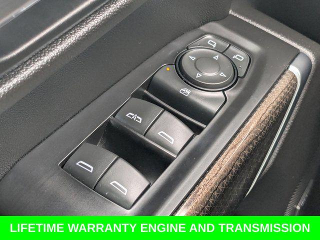 2020 Chevrolet Silverado 1500 4WD Crew Cab Short Bed RST