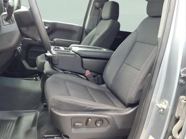 2023 Chevrolet Silverado 1500 2WD Crew Cab Short Bed Custom