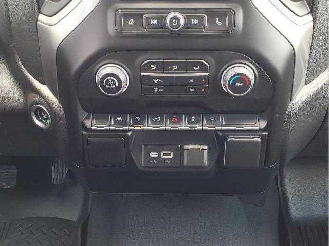 2023 Chevrolet Silverado 1500 2WD Crew Cab Short Bed Custom