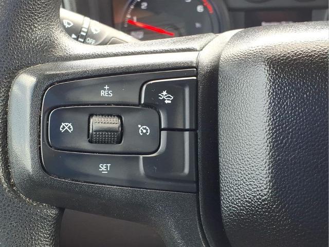 2023 Chevrolet Silverado 1500 2WD Crew Cab Short Bed Custom
