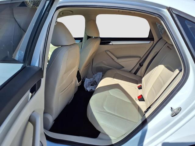 2019 Volkswagen Passat 2.0T Wolfsburg Edition