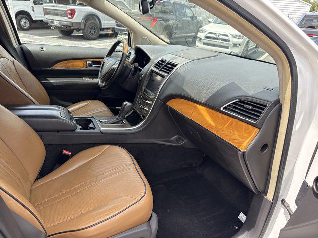 2011 Lincoln MKX Base