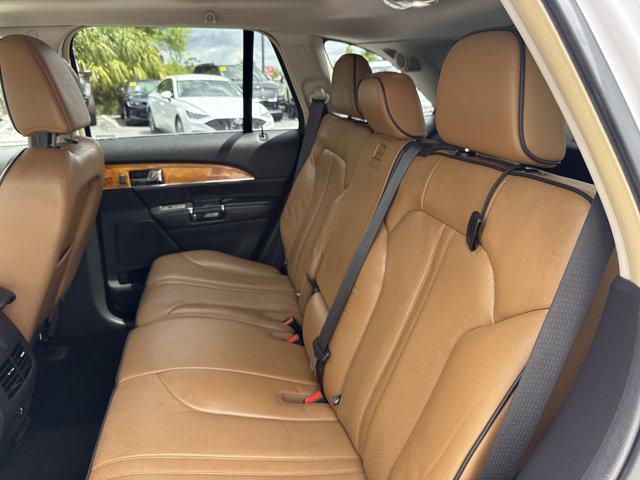 2011 Lincoln MKX Base
