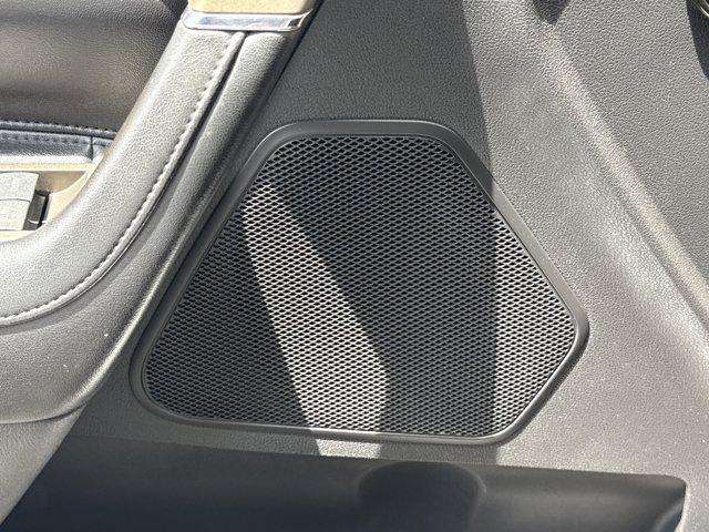 2011 Lincoln MKX Base