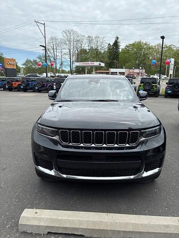 2024 Jeep Grand Cherokee L Laredo 4x4
