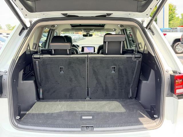 2024 Volkswagen Atlas 2.0T Peak Edition SEL