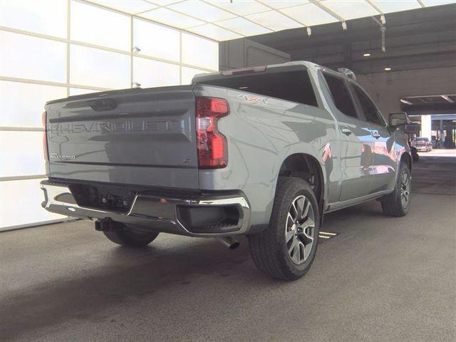 2023 Chevrolet Silverado 1500 4WD Crew Cab Standard Bed LT