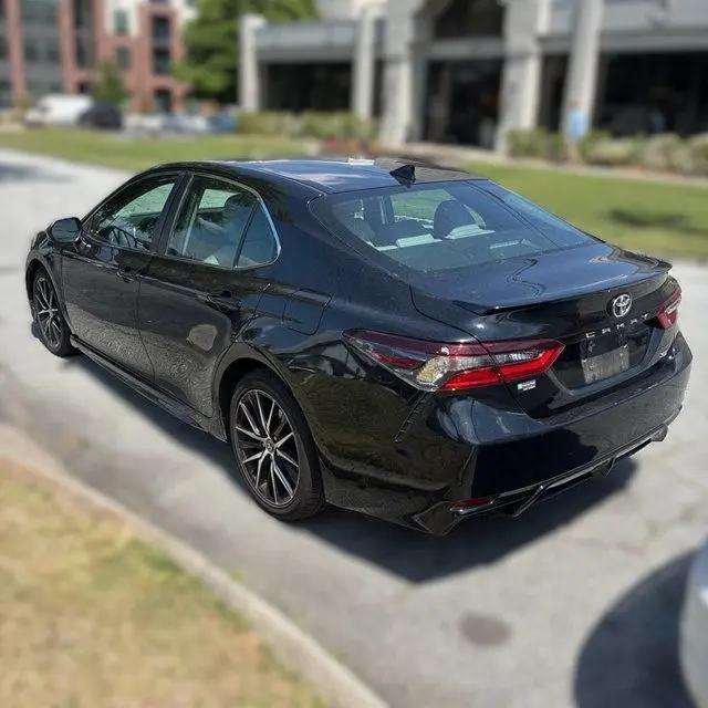 2021 Toyota Camry SE