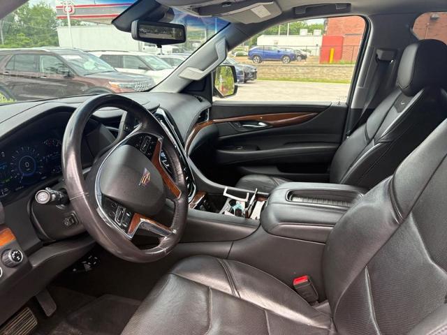 2019 Cadillac Escalade Luxury