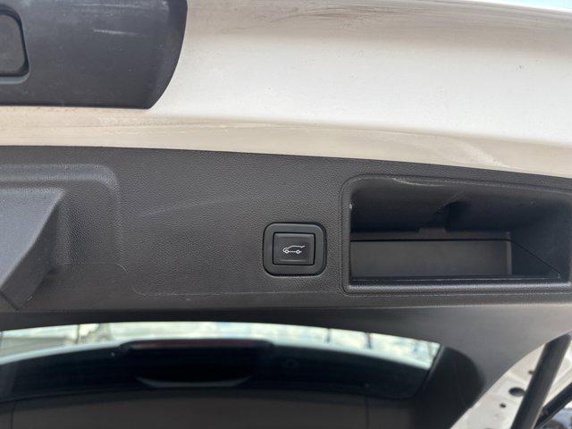 2024 GMC Terrain AWD SLT