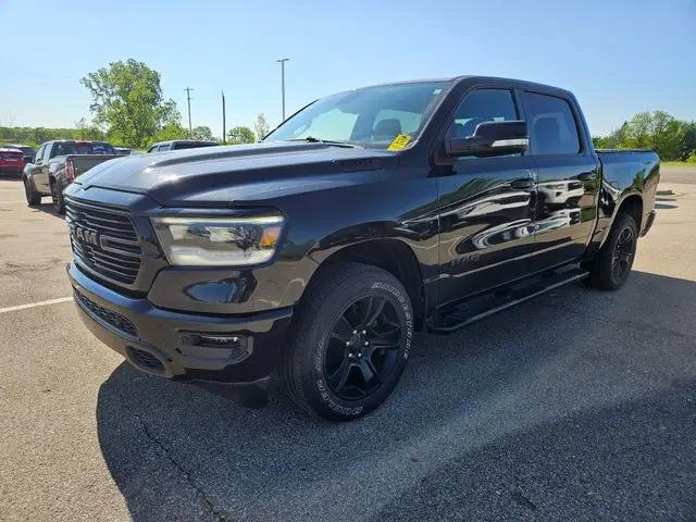 2020 Ram 1500 Big Horn Crew Cab 4x4 5'7" Box