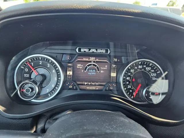 2020 Ram 1500 Big Horn Crew Cab 4x4 5'7" Box