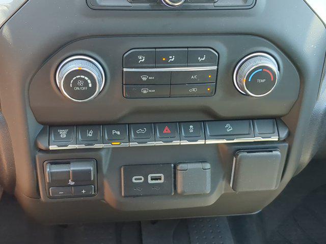 2025 Chevrolet Silverado 2500HD 4WD Crew Cab Standard Bed Custom