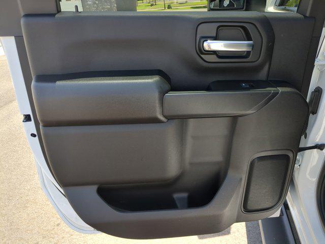 2025 Chevrolet Silverado 2500HD 4WD Crew Cab Standard Bed Custom