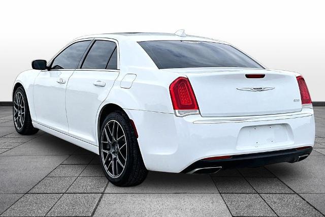 2018 Chrysler 300 Touring L