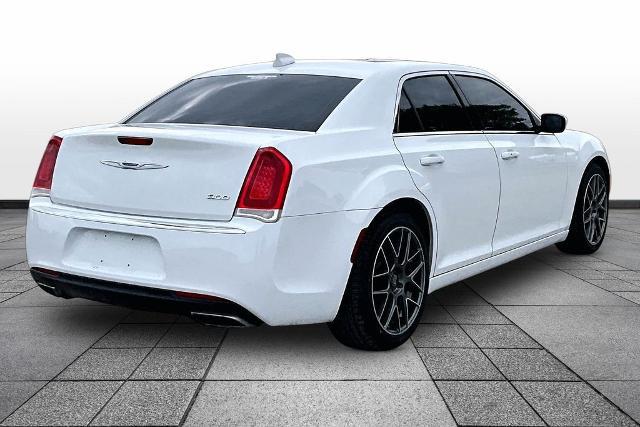 2018 Chrysler 300 Touring L