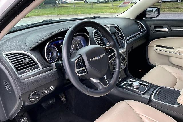 2018 Chrysler 300 Touring L