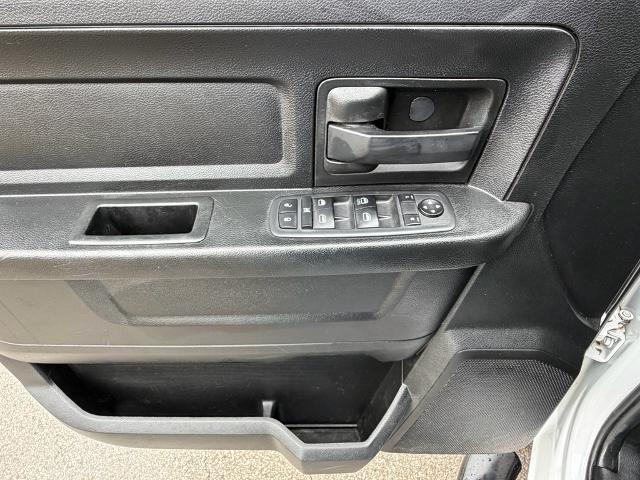 2019 Ram 1500 Classic Tradesman Crew Cab 4x4 5'7" Box