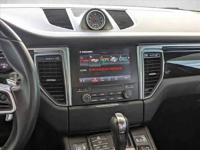 2018 Porsche Macan Macan