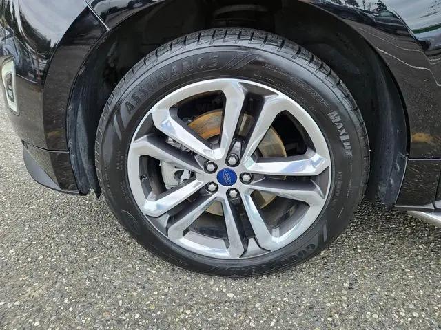 2018 Ford Edge Sport