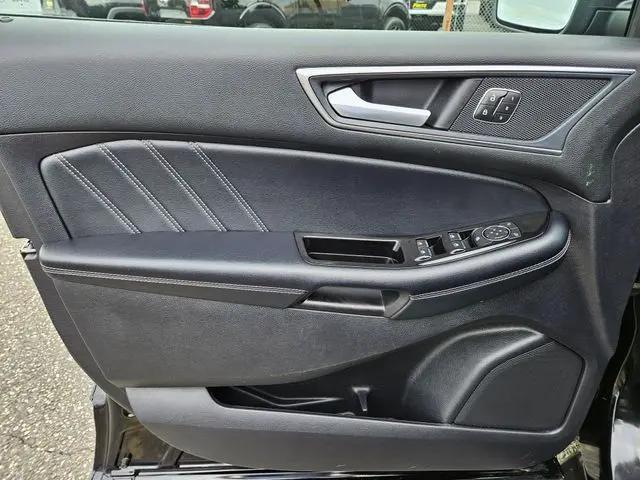 2018 Ford Edge Sport