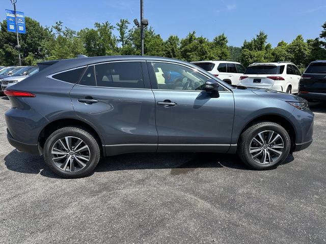 2022 Toyota Venza LE
