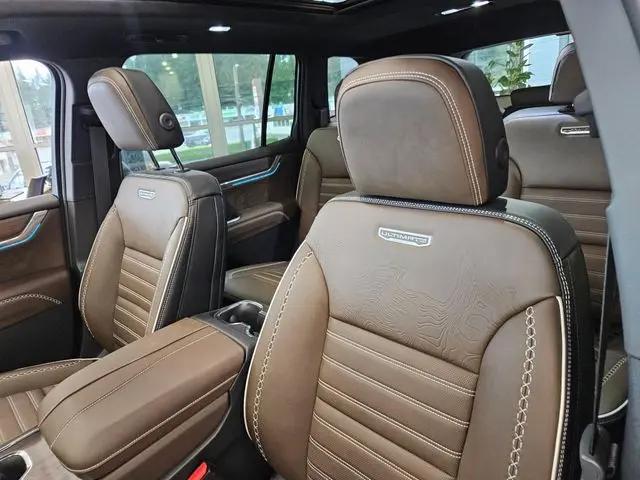 2026 GMC Acadia Denali Ultimate AWD