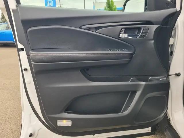 2025 Honda Ridgeline Black Edition