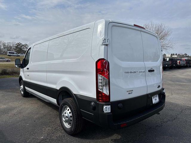 2024 Ford Transit Cargo Van Base w/9,950 lb. GVWR