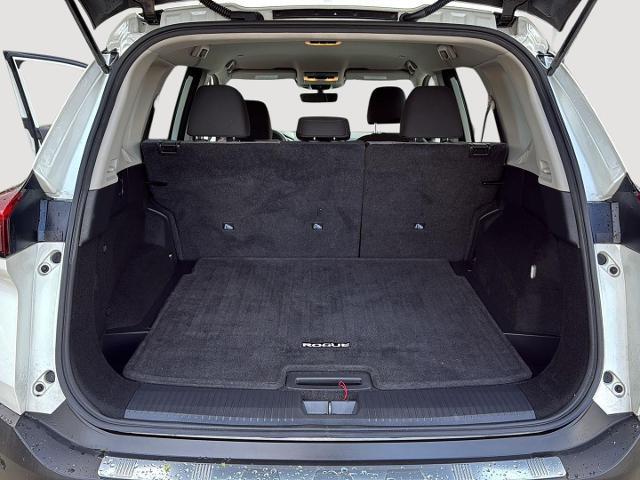 2022 Nissan Rogue SV FWD