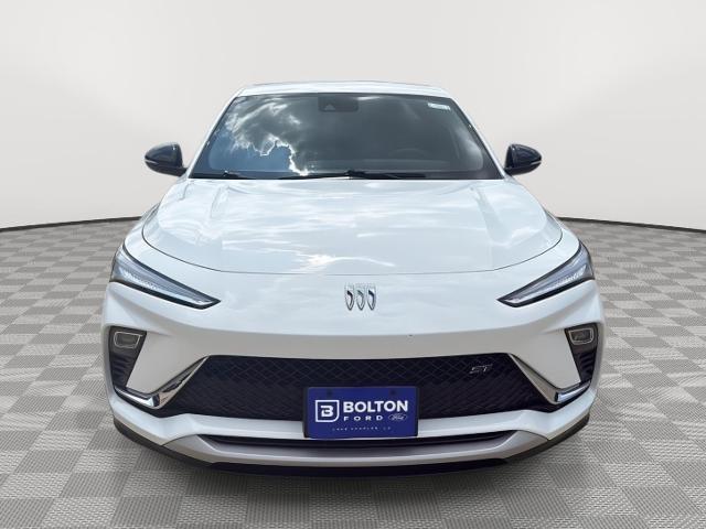 2025 Buick NV Sport Touring FWD