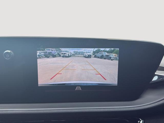 2025 Buick NV Sport Touring FWD