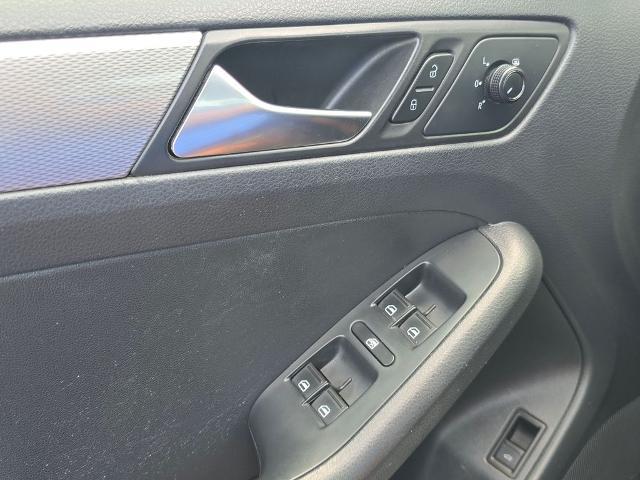 2015 Volkswagen Jetta 1.8T SE