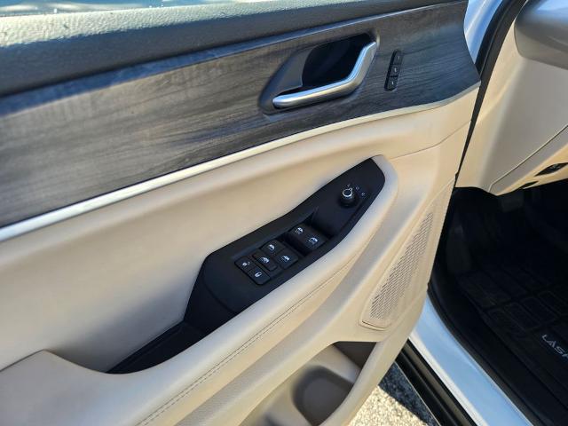 2023 Jeep Grand Cherokee L Limited 4x2