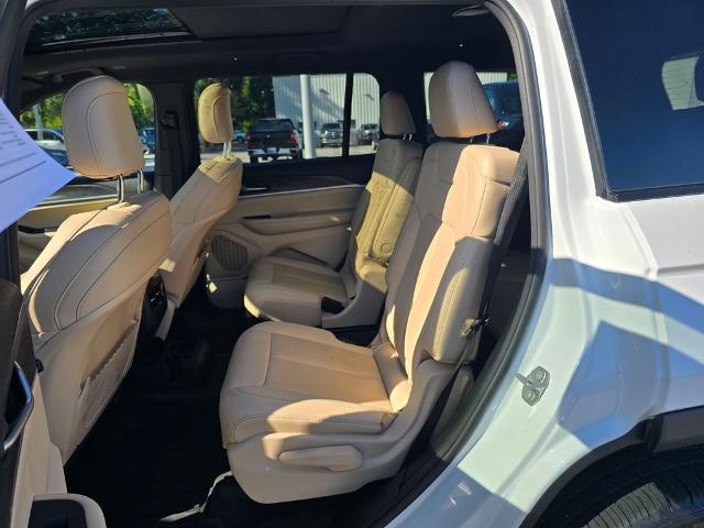 2023 Jeep Grand Cherokee L Limited 4x2