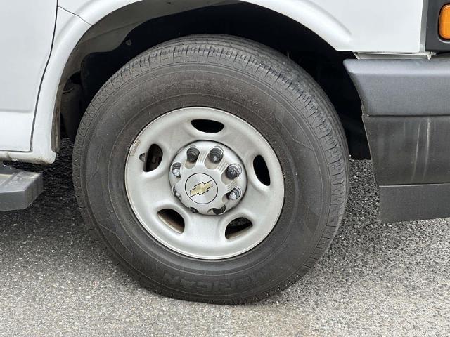 2022 Chevrolet Express Passenger RWD 3500 Extended Wheelbase LS