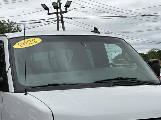 2022 Chevrolet Express Passenger RWD 3500 Extended Wheelbase LS