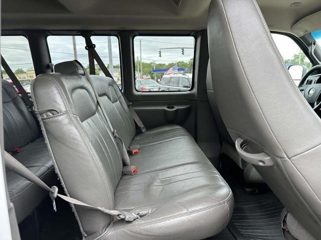 2022 Chevrolet Express Passenger RWD 3500 Extended Wheelbase LS