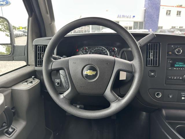 2022 Chevrolet Express Passenger RWD 3500 Extended Wheelbase LS