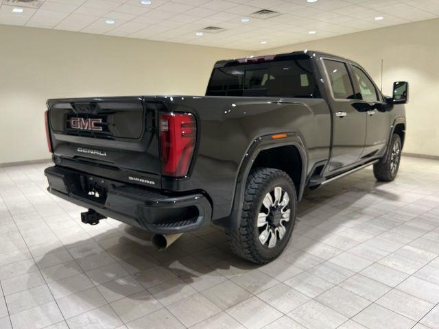 2024 GMC Sierra 2500HD 4WD Crew Cab Standard Bed Denali