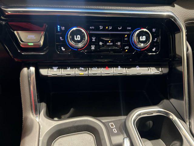 2024 GMC Sierra 2500HD 4WD Crew Cab Standard Bed Denali