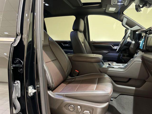 2024 GMC Sierra 2500HD 4WD Crew Cab Standard Bed Denali
