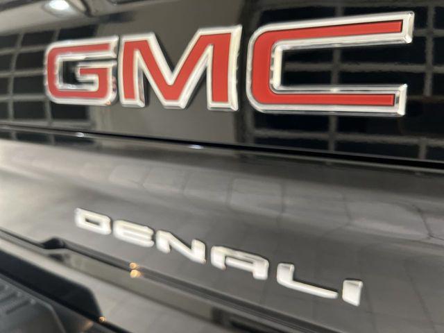 2024 GMC Sierra 2500HD 4WD Crew Cab Standard Bed Denali