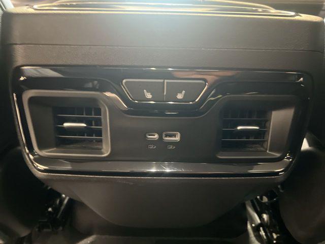 2024 GMC Sierra 1500 4WD Crew Cab Short Box AT4