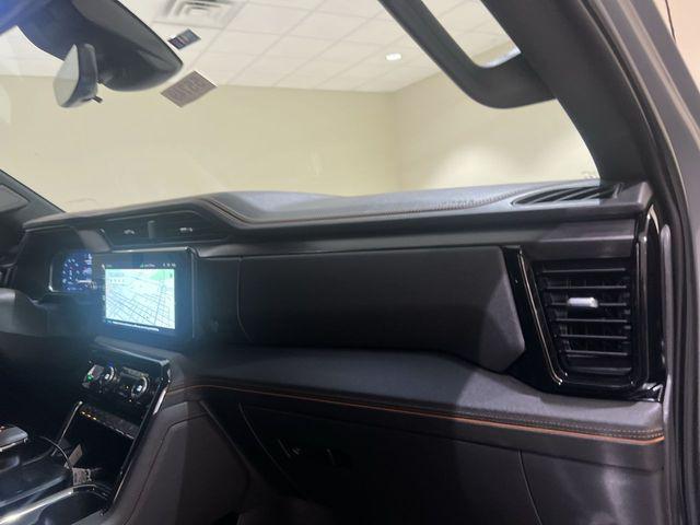 2024 GMC Sierra 1500 4WD Crew Cab Short Box AT4