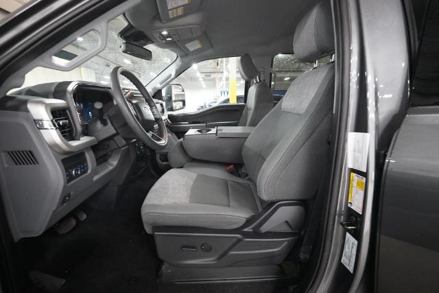 2025 Ford F-250 XLT