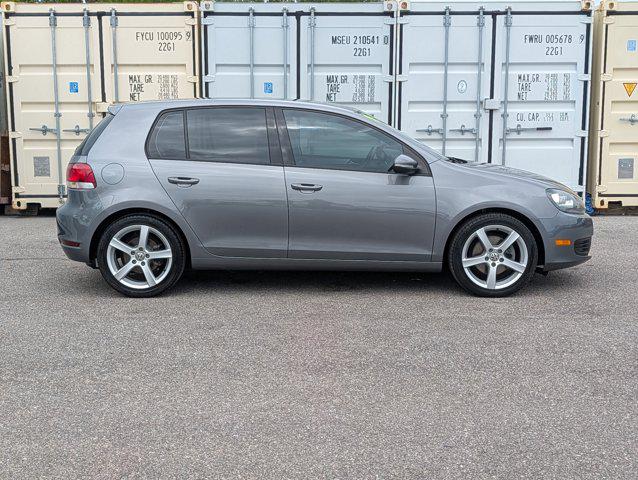 2013 Volkswagen Golf 2.5L 4-Door
